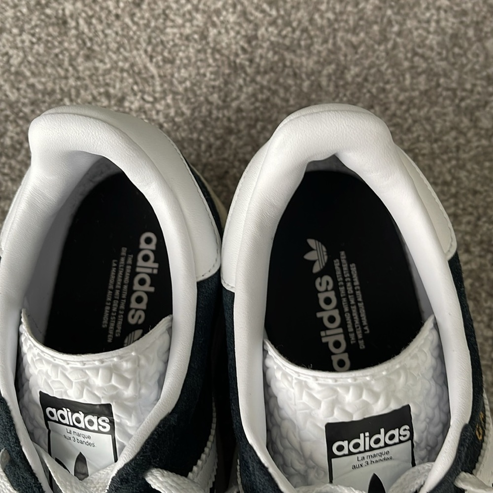 Adidas Gazelle Shoes - Picture 11 of 11